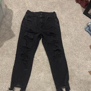AMERICAN EAGLE STRIGID MOM JEANS Black Distressed High-Waist Women’s Jeans 8